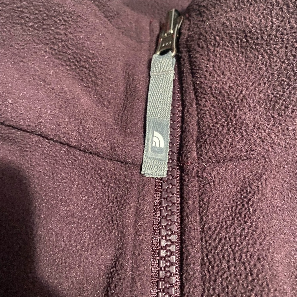 The North Face Purple Ski Jacket with Fleece Material and High Collar - Picture 5 of 15